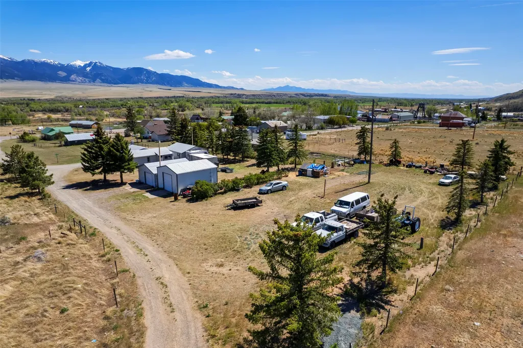2 Blackman Street Silver Star MT 59751