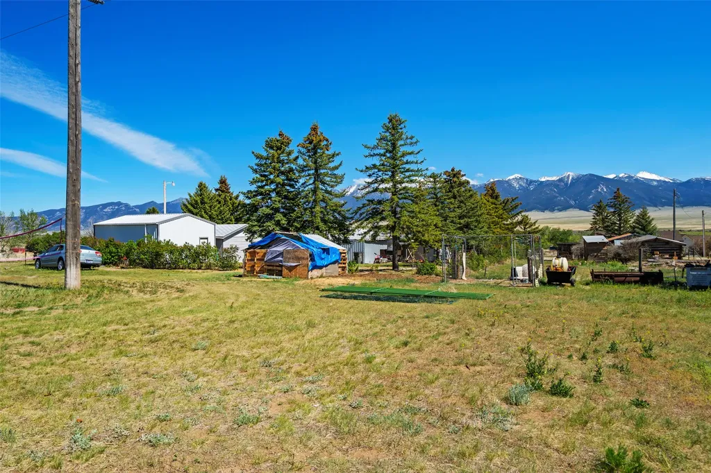 2 Blackman St Blackman Silver Star MT 59751