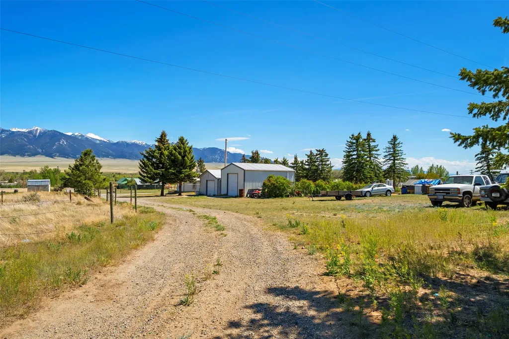 2 Blackman Street Silver Star MT 59751