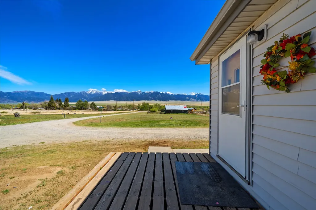 2 Blackman Street Silver Star MT 59751