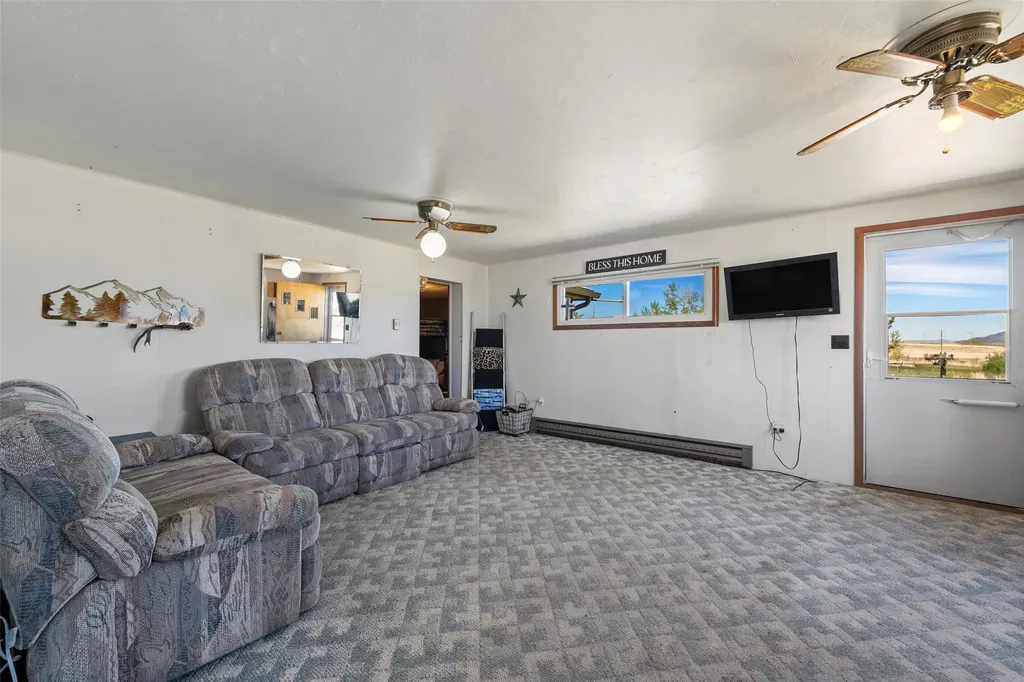 2 Blackman St Blackman Silver Star MT 59751