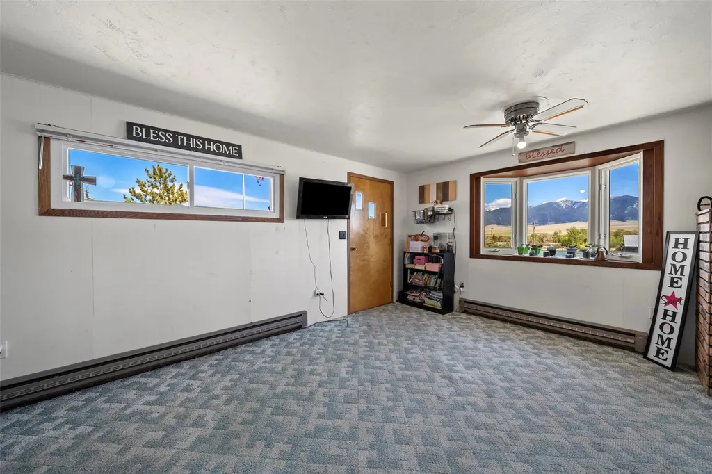 2 Blackman Street Silver Star MT 59751