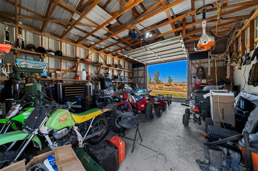 2 Blackman St Blackman Silver Star MT 59751