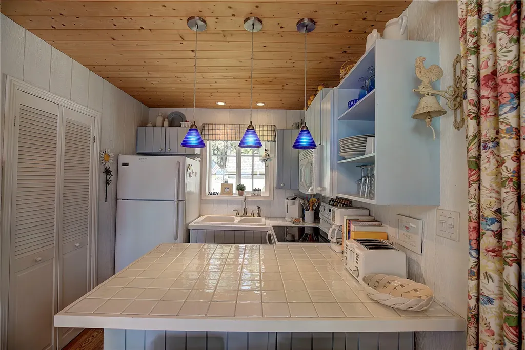 29696 Swallows Lane Polson MT 59860