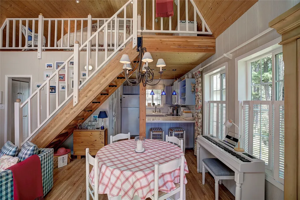 29696 Swallows Lane Polson MT 59860