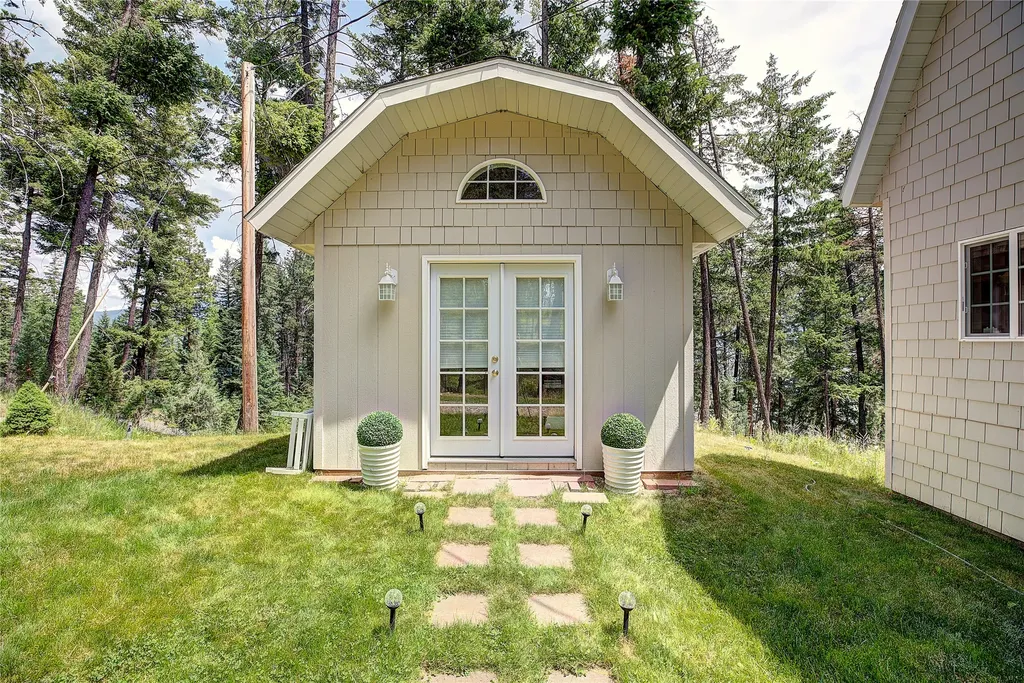 29696 Swallows Lane Polson MT 59860