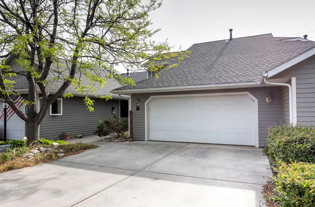 22 Cheyenne Trail Hamilton MT 59840