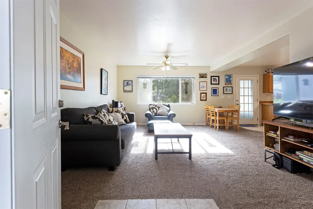 22 Cheyenne Trail Hamilton MT 59840