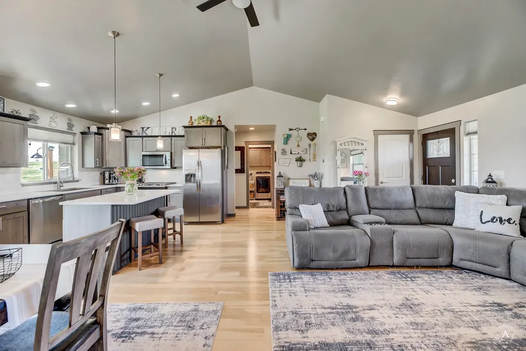 2998 Callaway Drive East Helena MT 59635