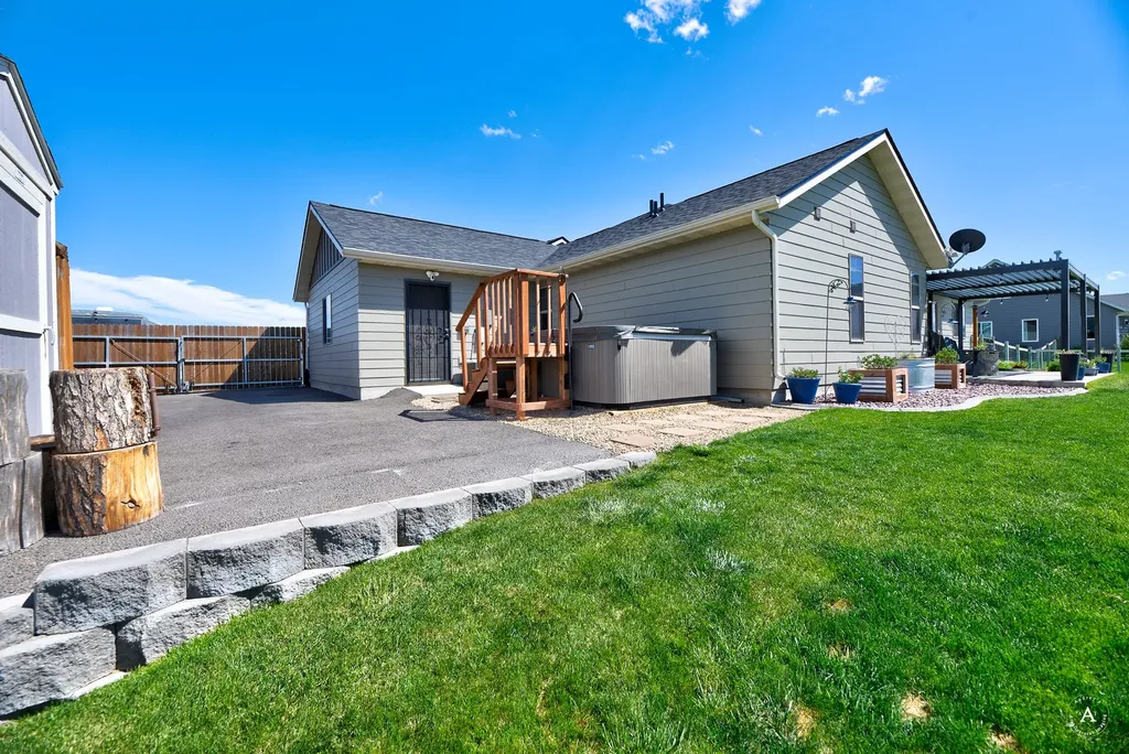 2998 Callaway Drive East Helena MT 59635