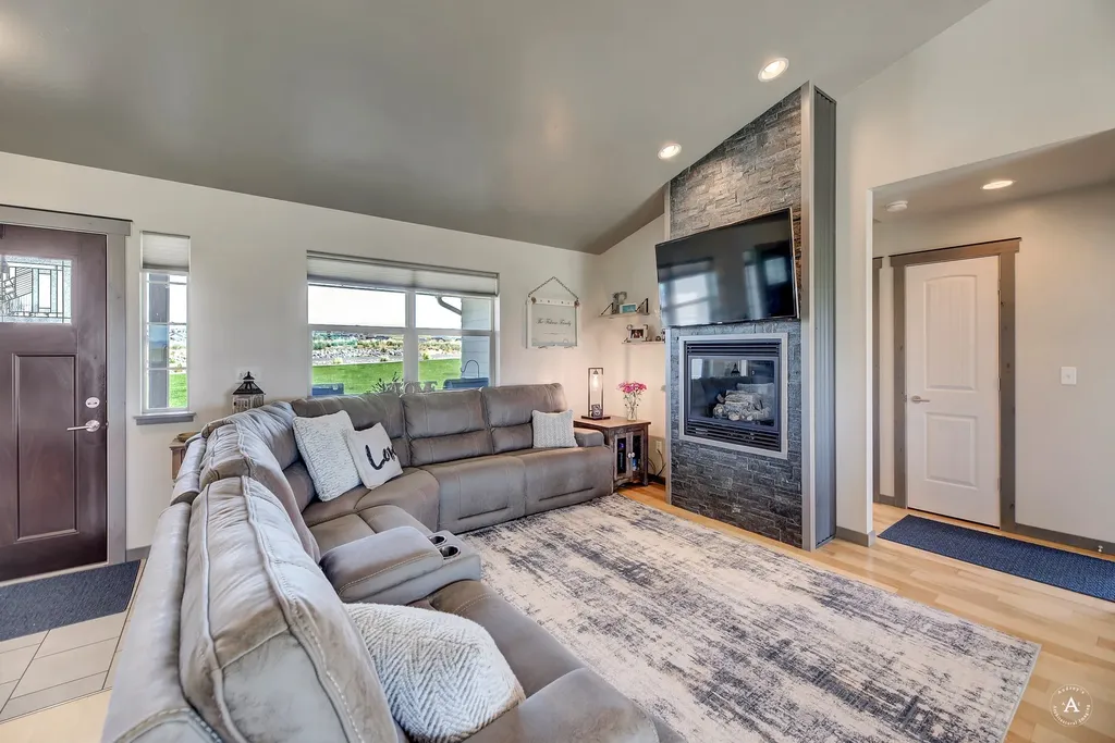 2998 Callaway Drive East Helena MT 59635