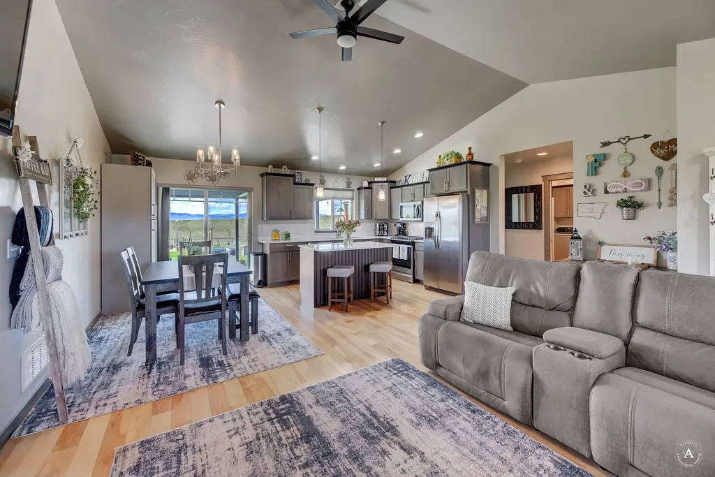 2998 Callaway Drive East Helena MT 59635