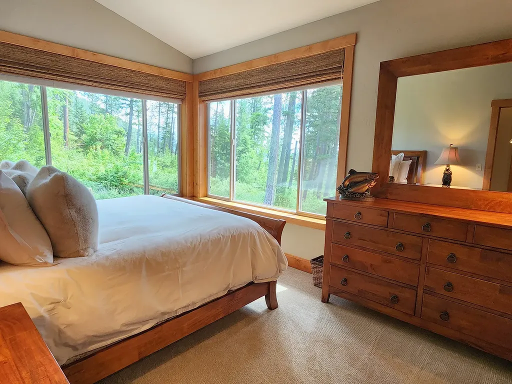 31683 Lake To Sky Drive Bigfork MT 59911