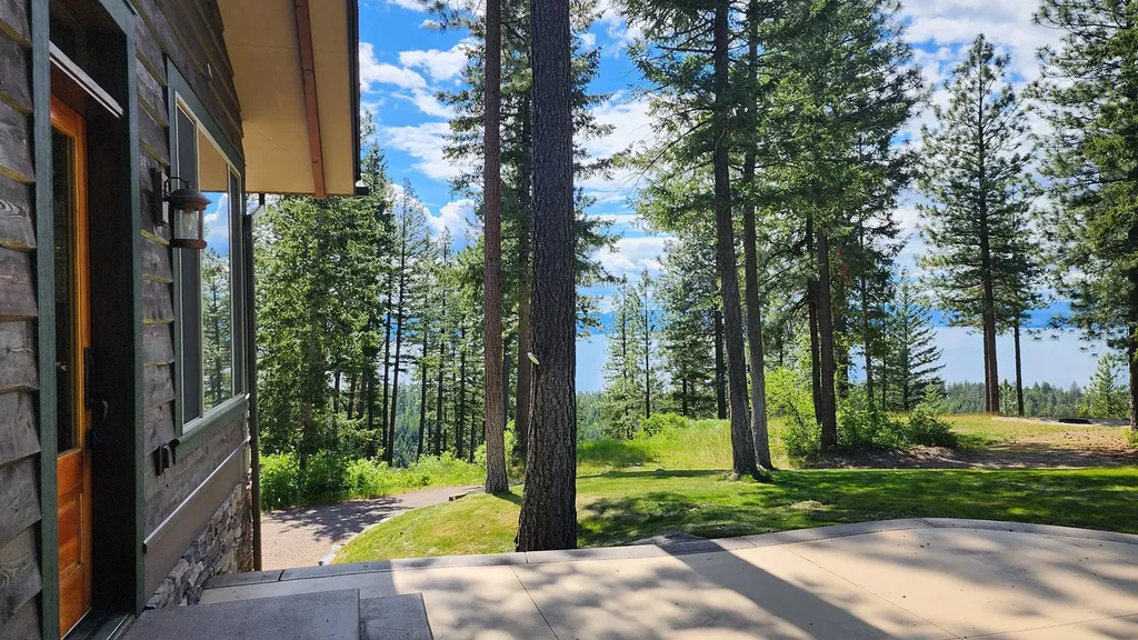 31683 Lake To Sky Drive Bigfork MT 59911