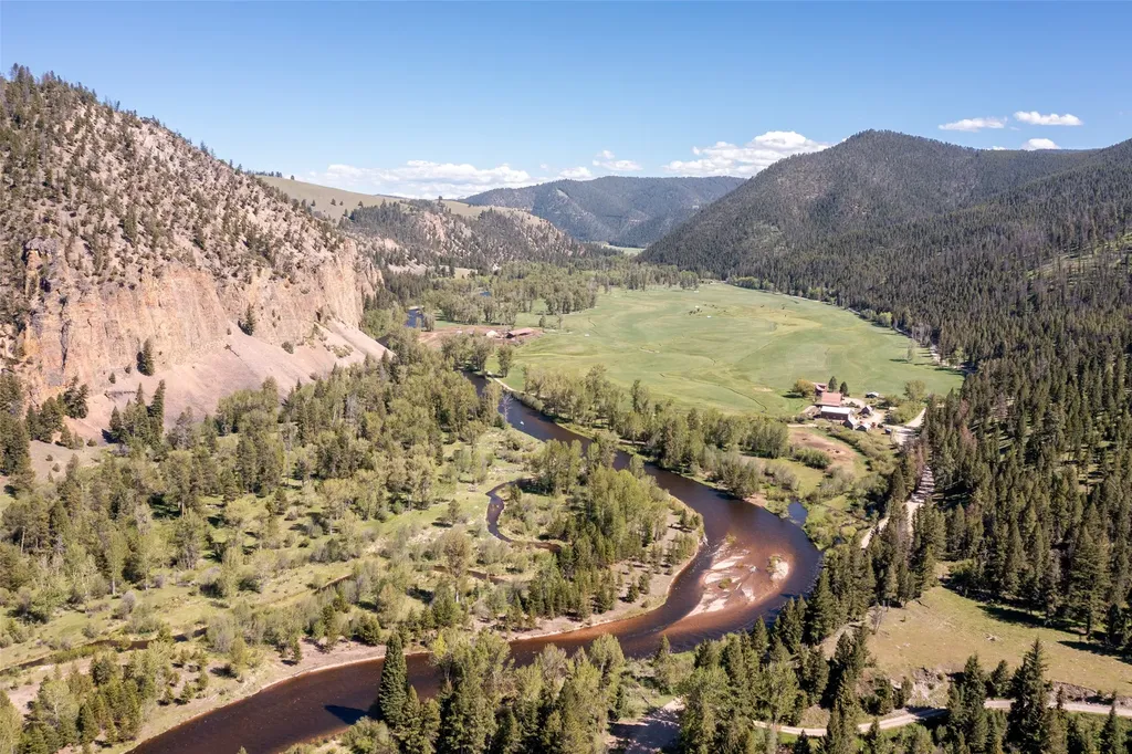 1253 Rock Creek Road Philipsburg MT 59858