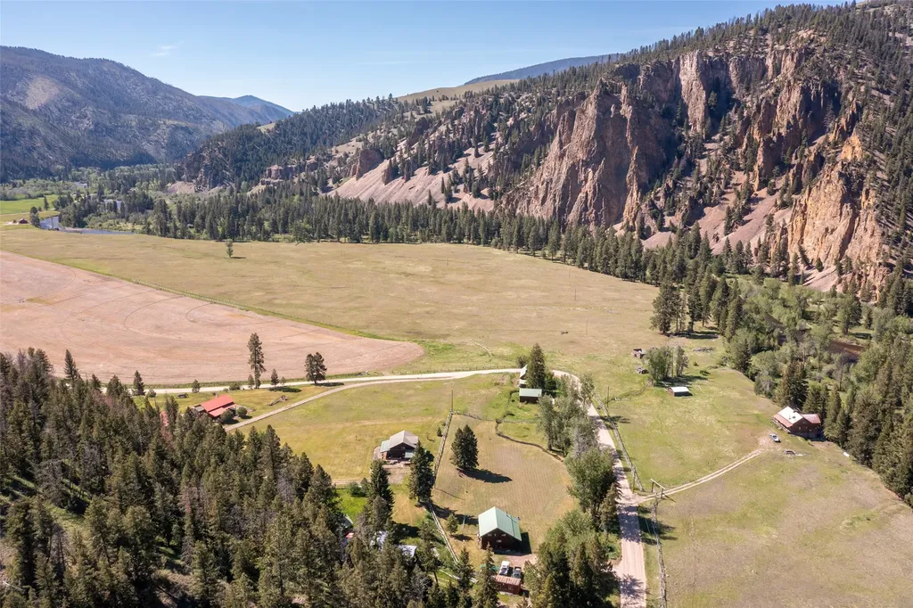1253 Rock Creek Road Philipsburg MT 59858