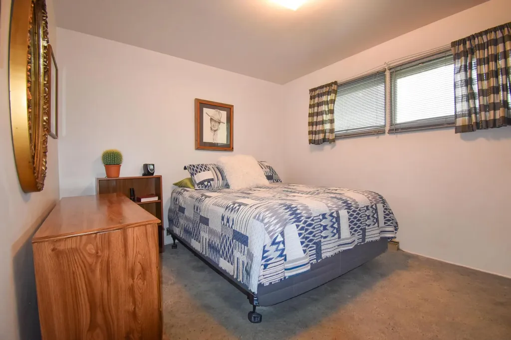 29 River Road W Plains MT 59859