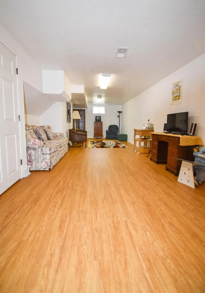 29 River Road W Plains MT 59859