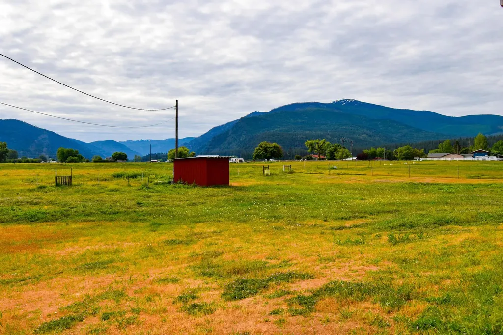 29 River Road W Plains MT 59859
