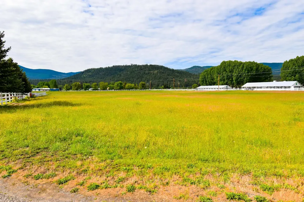 29 River Road W Plains MT 59859