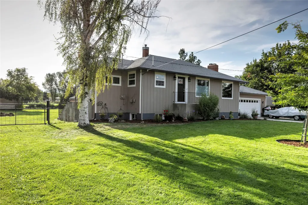 456 Cooper Lane Hamilton MT 59840