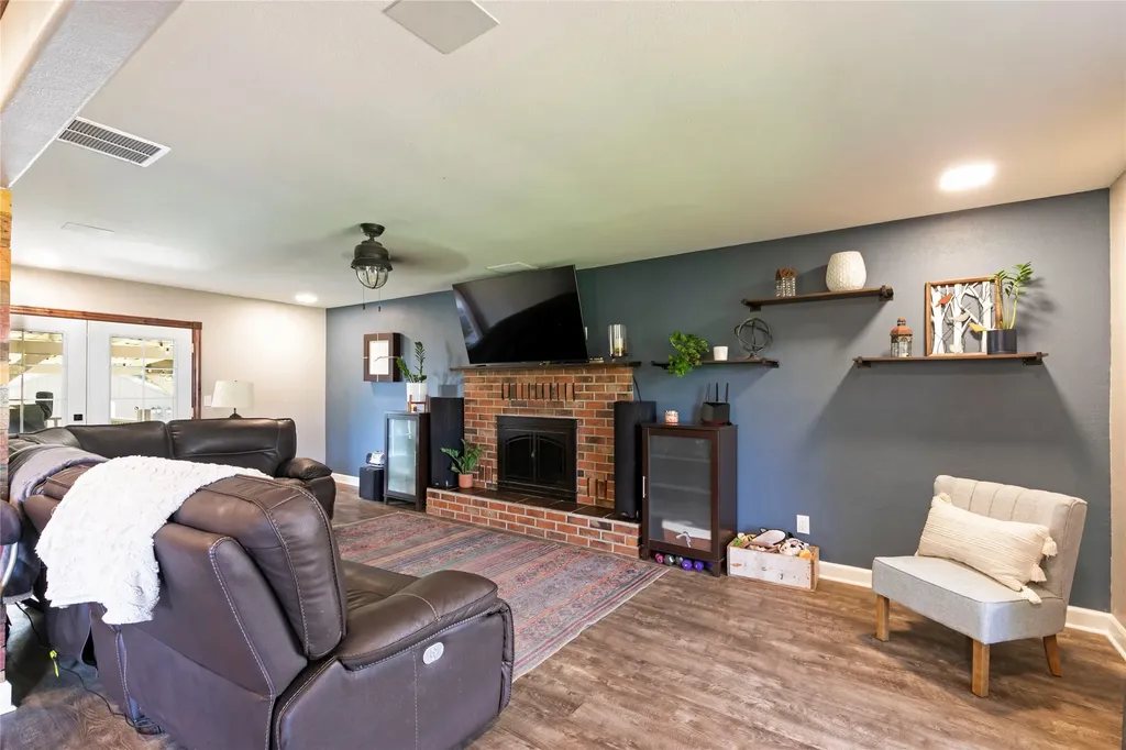 456 Cooper Lane Hamilton MT 59840