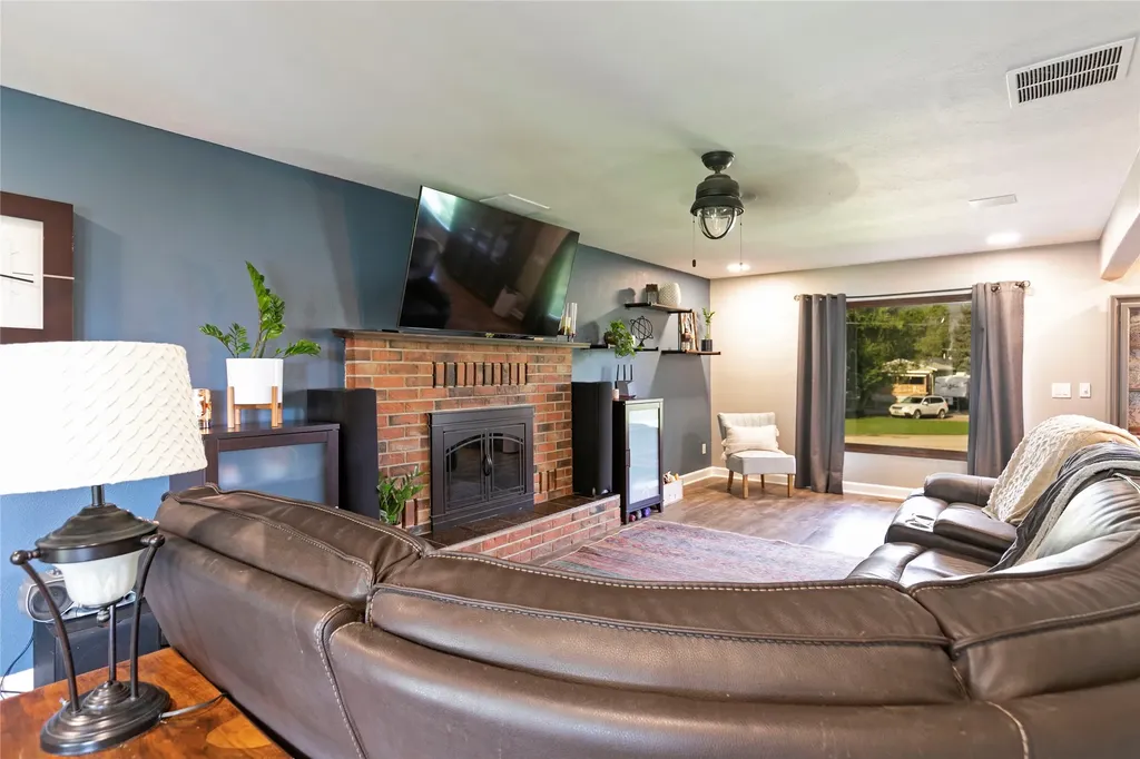 456 Cooper Lane Hamilton MT 59840