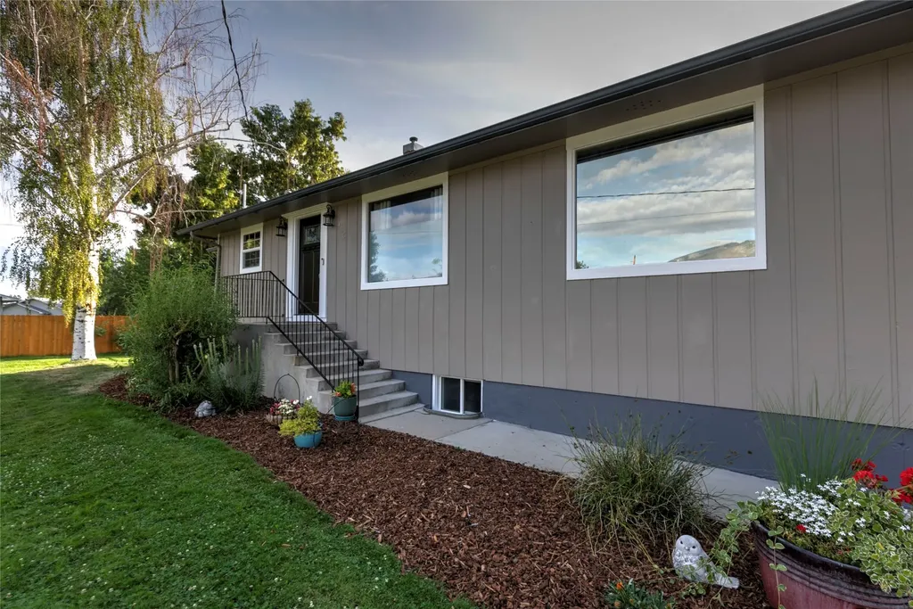 456 Cooper Lane Hamilton MT 59840