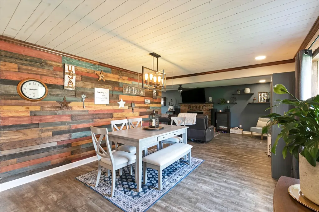456 Cooper Lane Hamilton MT 59840