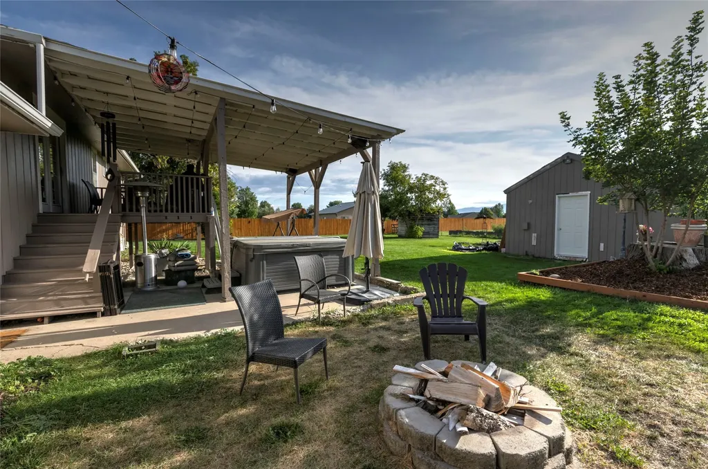 456 Cooper Lane Hamilton MT 59840