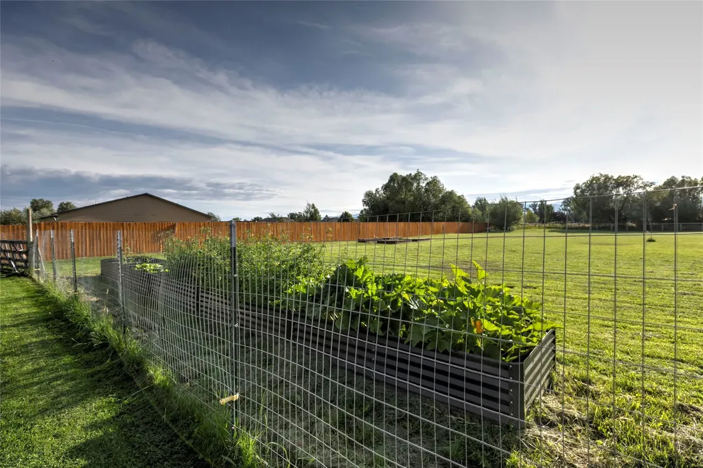 456 Cooper Lane Hamilton MT 59840