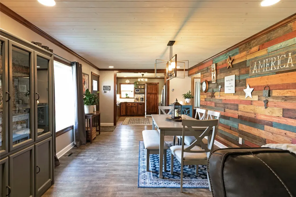 456 Cooper Lane Hamilton MT 59840