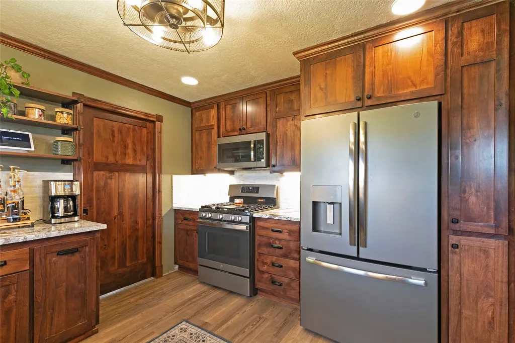 456 Cooper Lane Hamilton MT 59840