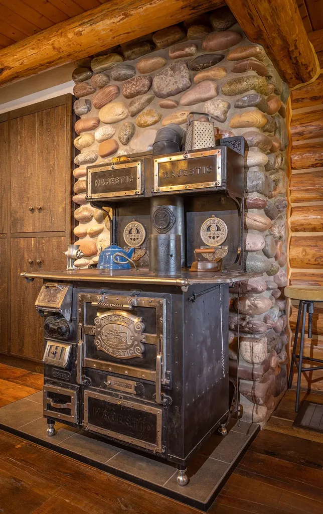 587 Cozy Lane Helmville MT 59843