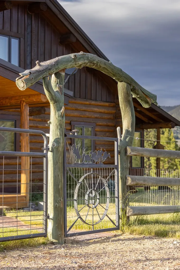587 Cozy Lane Helmville MT 59843