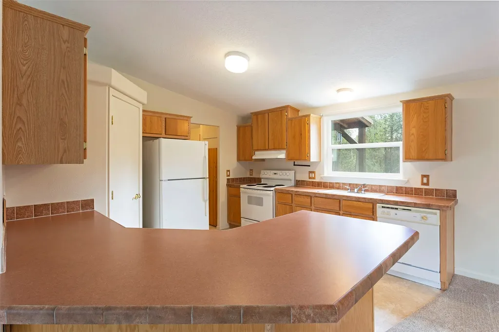 278 Silverbow Drive Victor MT 59875