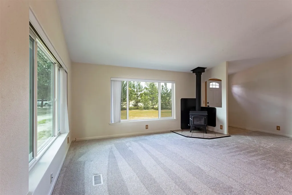 278 Silverbow Drive Victor MT 59875