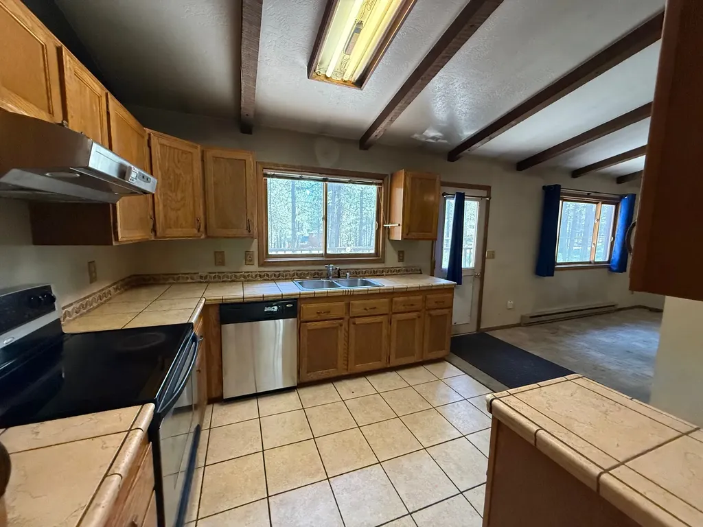 271 Wyant Lane Hamilton MT 59840