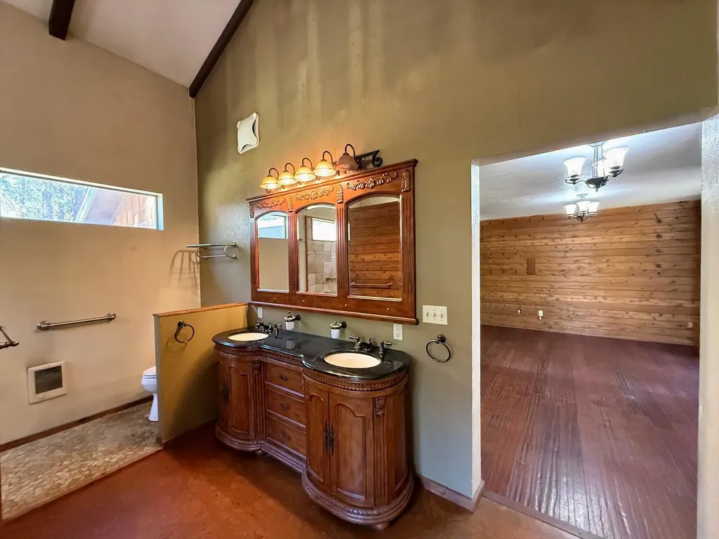 271 Wyant Lane Hamilton MT 59840