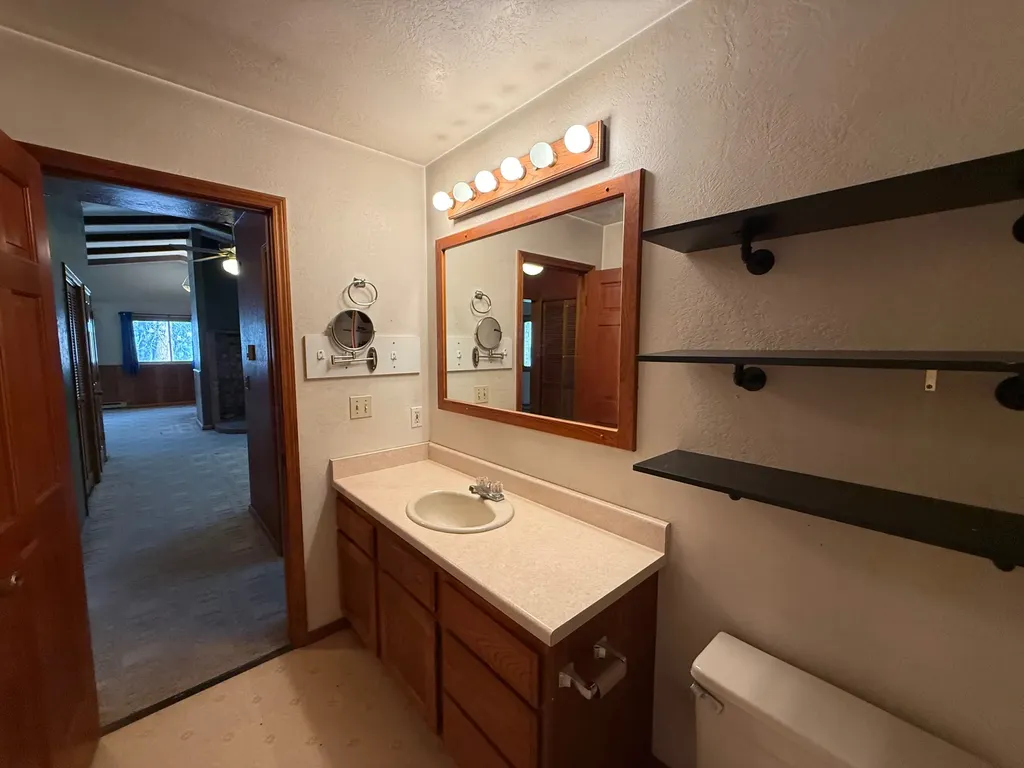 271 Wyant Lane Hamilton MT 59840