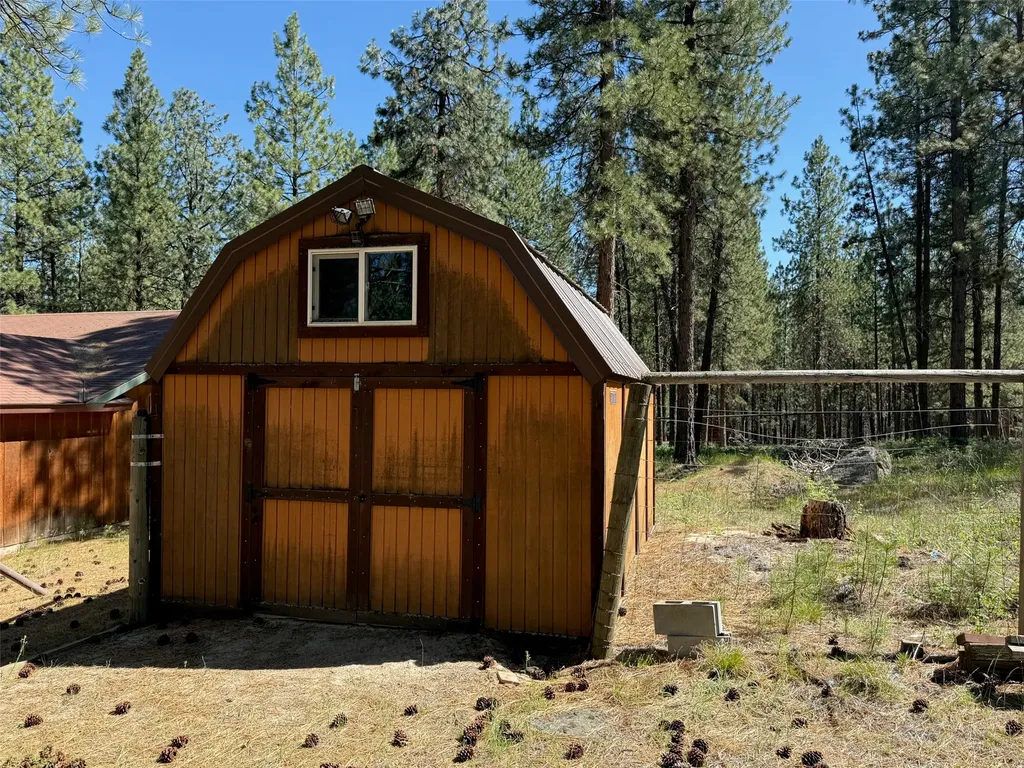 271 Wyant Lane Hamilton MT 59840