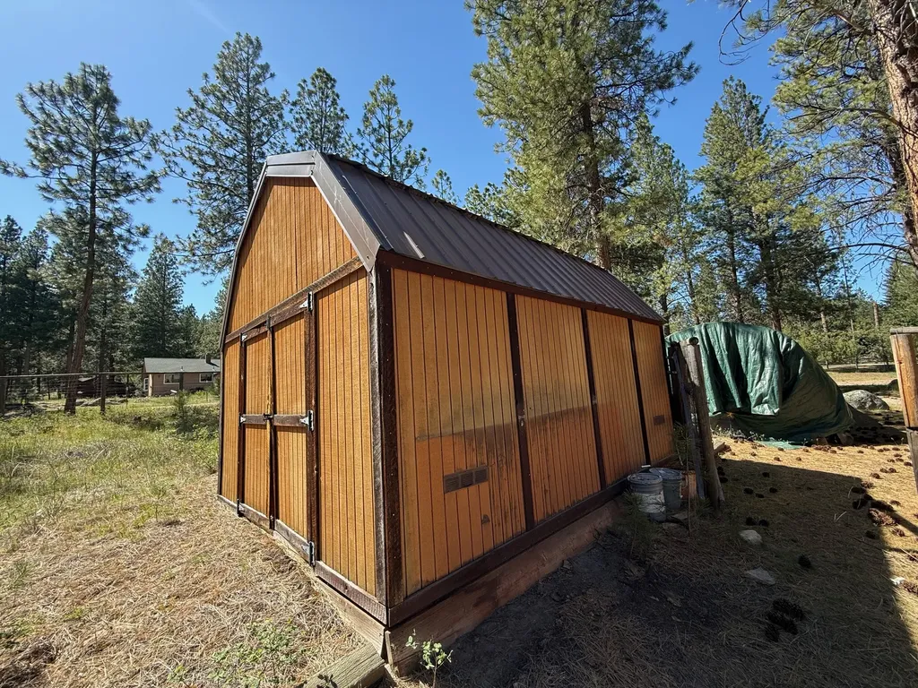 271 Wyant Lane Hamilton MT 59840