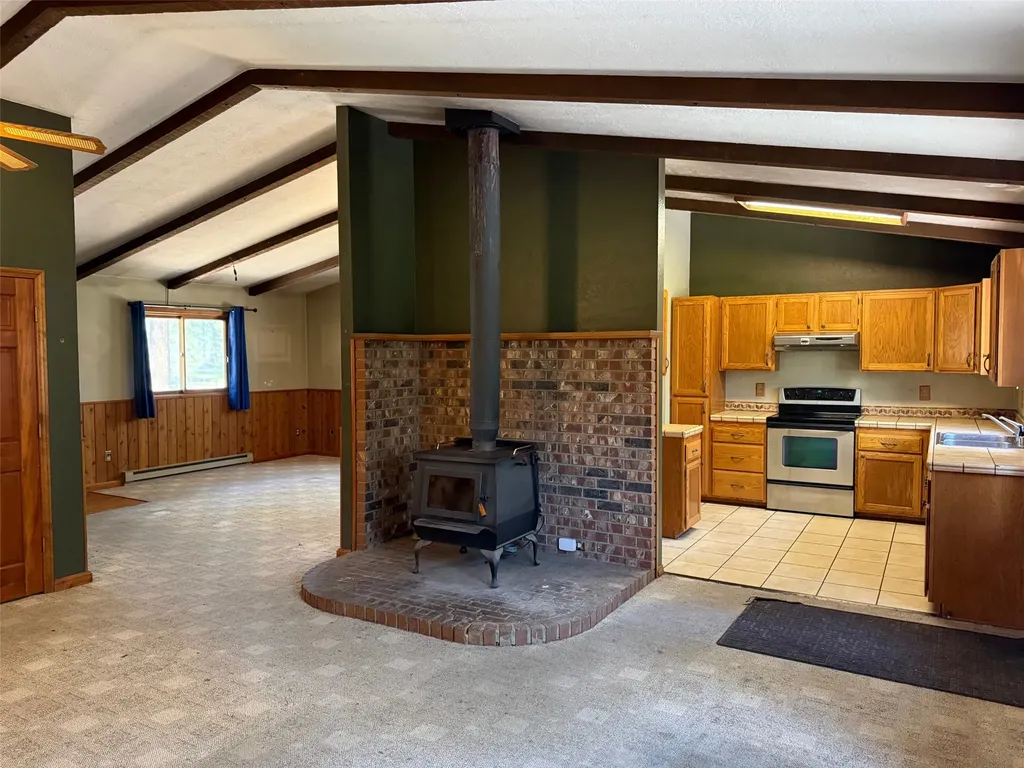 271 Wyant Lane Hamilton MT 59840