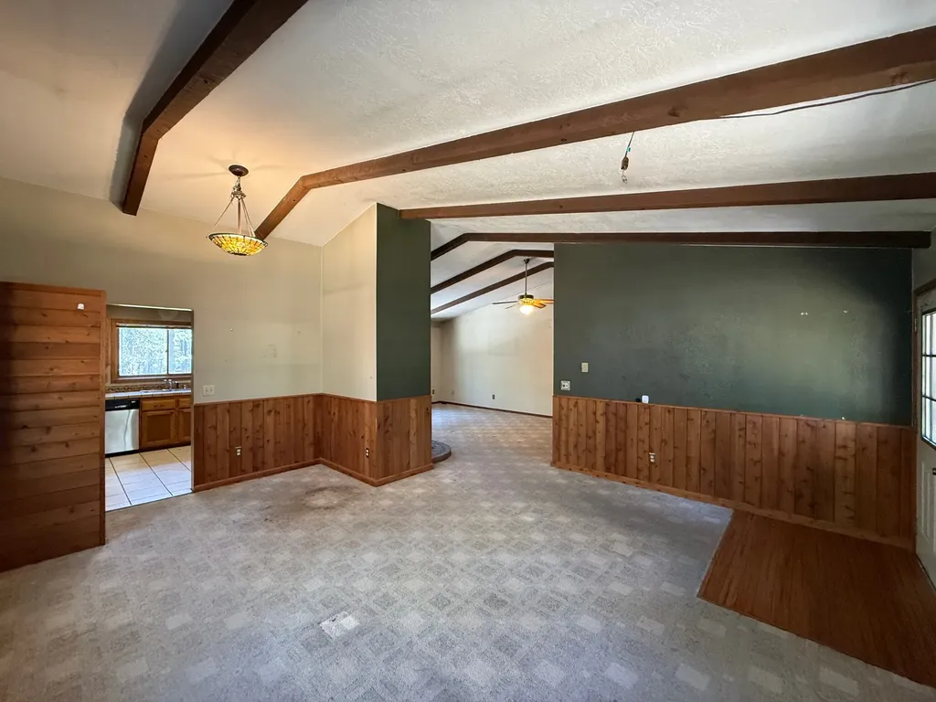 271 Wyant Lane Hamilton MT 59840