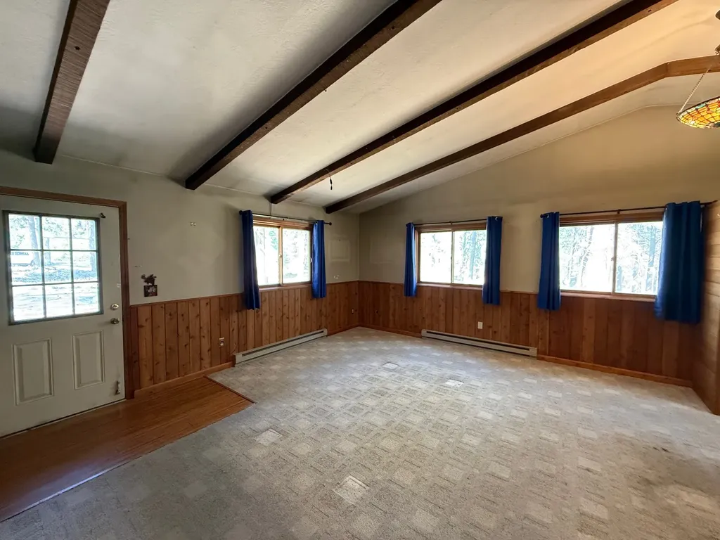 271 Wyant Lane Hamilton MT 59840