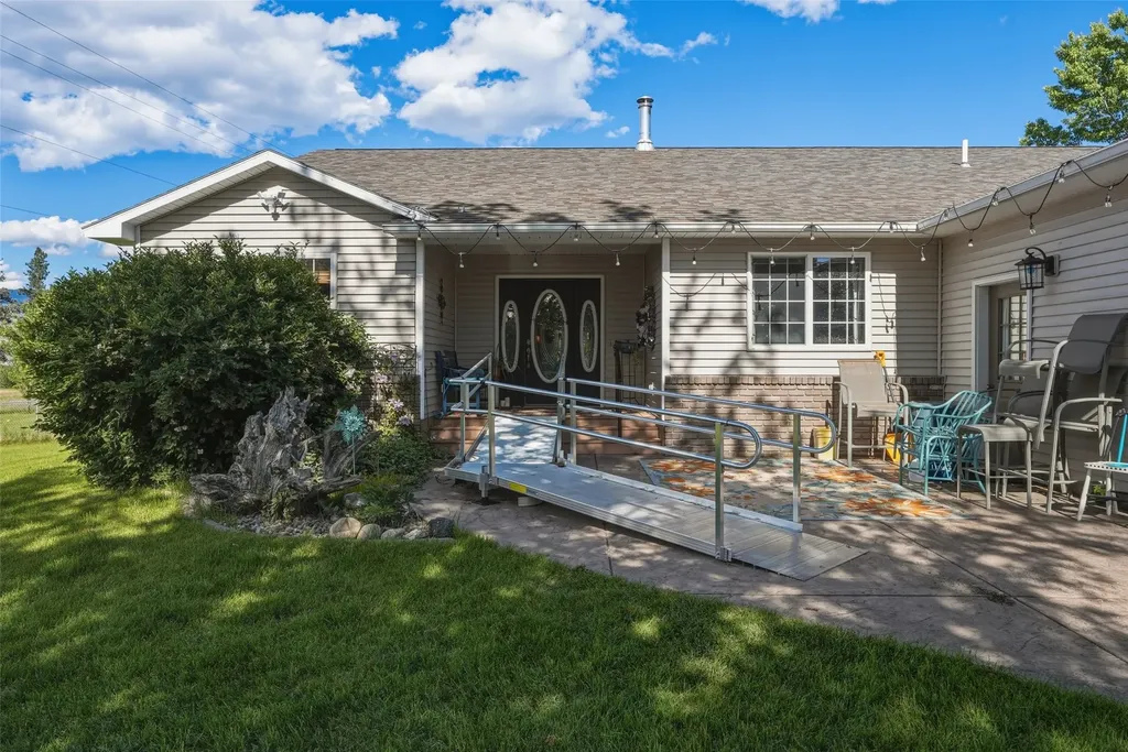 155 Edens Lane Florence MT 59833