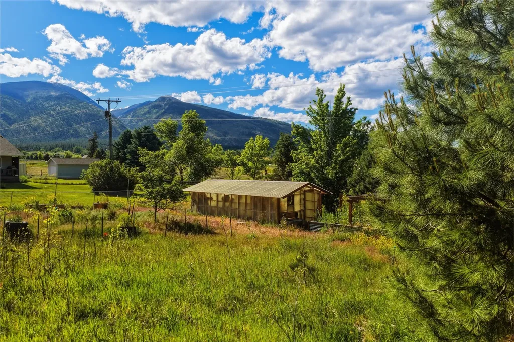 155 Edens Lane Florence MT 59833