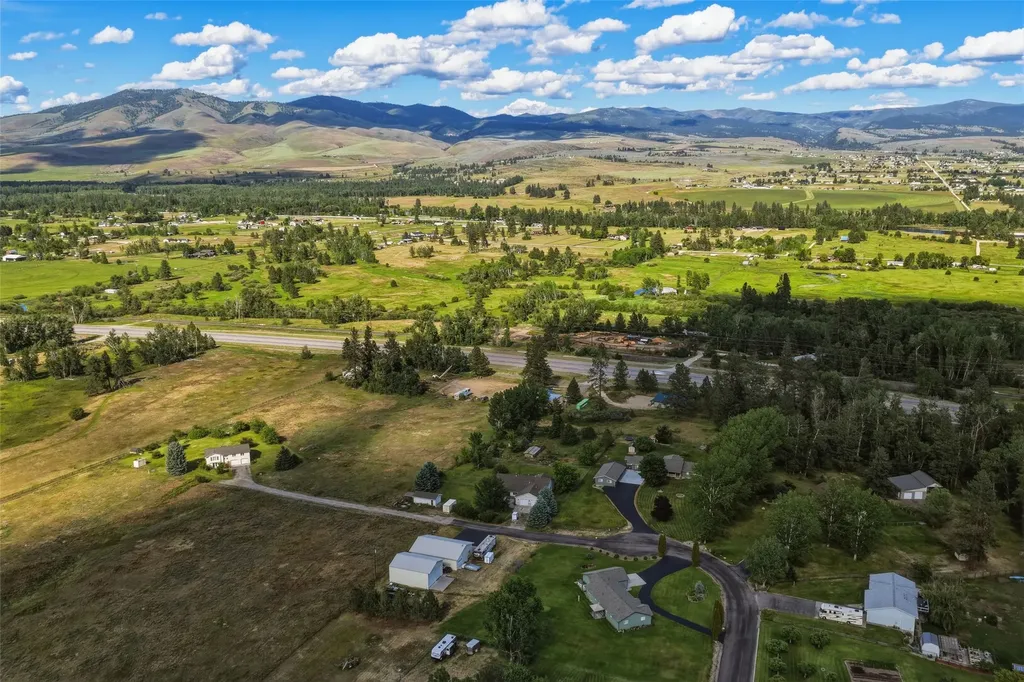 155 Edens Lane Florence MT 59833