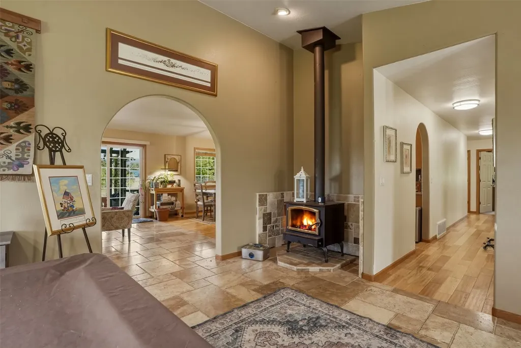 155 Edens Lane Florence MT 59833