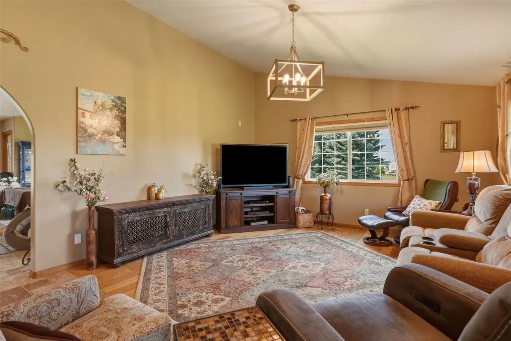 155 Edens Lane Florence MT 59833
